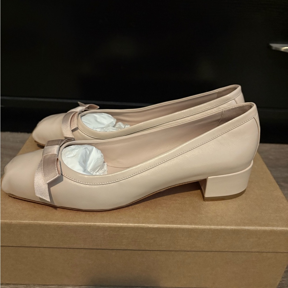 NIB Christian Louboutin Nude Satin Bow Mamaflirt Square-Toe Flats. - Picture 3 of 7